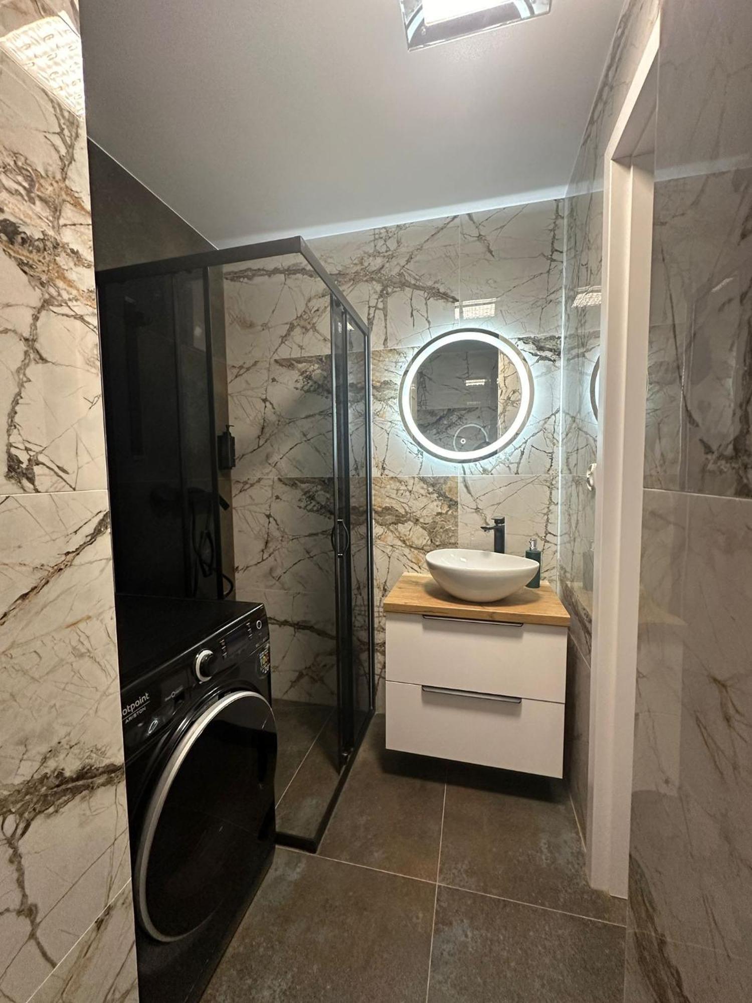 Luxury Apartaments Klimatyzacja 1 Radom Eksteriør billede